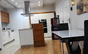 Amber Apartament 127